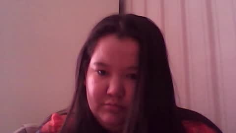 Snapshot of mooned_astrid chatting on 11/24/25, 10:15 mooned_astrid online show from 11/24/25, 10:15