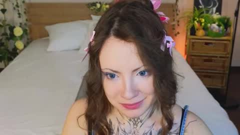 Erica online show from 03/27/26, 10:48