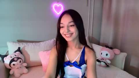 Mia online show from 11/29/25, 01:14