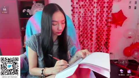 MOON  online show from 02/24/25, 11:19