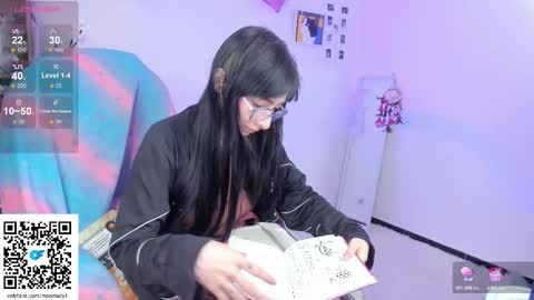 MOON  online show from 09/19/25, 04:03