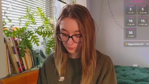 Snapshot of moonlight__lovers chatting on 01/13/25, 01:17 Dana online show from 01/13/25, 01:17