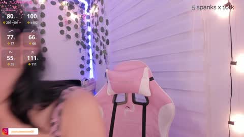 moonliight__ online show from 12/23/24, 12:14