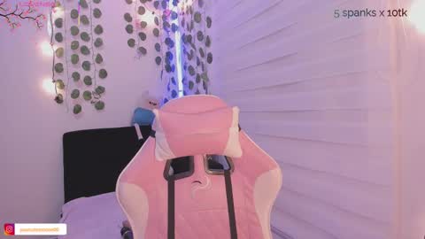 moonliight__ online show from 02/22/25, 11:35