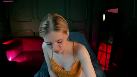 Asuna online show from 04/10/26, 02:11