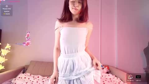 Snapshot of moonmimmi chatting on 02/21/26, 03:18 moonmimmi online show from 02/21/26, 03:18