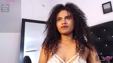 moonshadow_8 online show from 12/01/25, 10:37