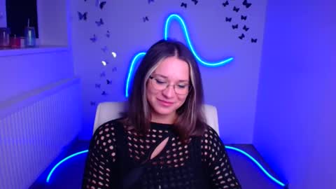 Susanna online show from 12/04/25, 06:34