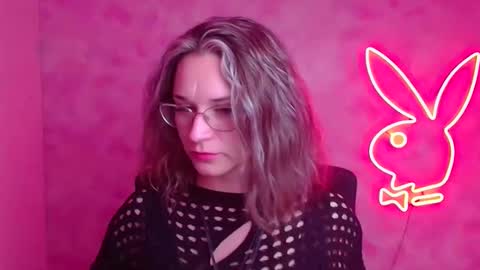 Susanna online show from 01/17/26, 12:32