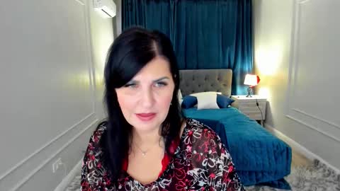 Ask me  online show from 11/25/25, 03:06