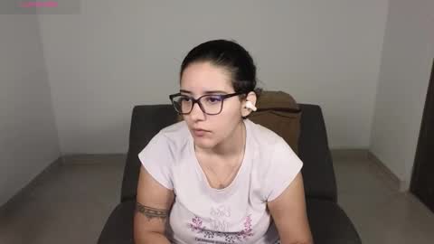 Moon Woman online show from 10/20/25, 03:18