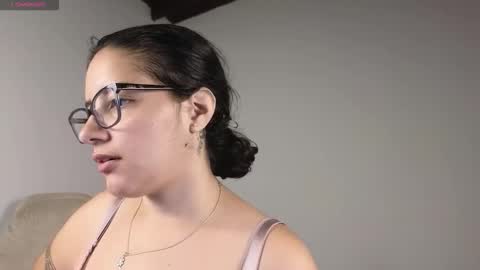 Moon Woman online show from 10/26/25, 03:23