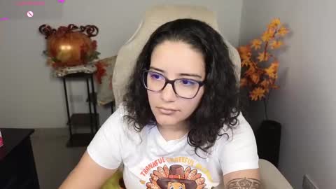 Moon Woman online show from 11/28/25, 07:11