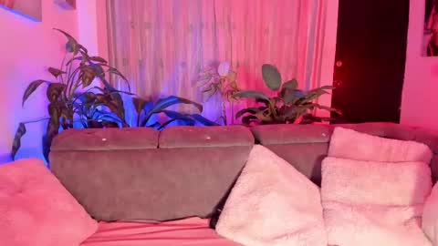 Snapshot of moradaniels chatting on 03/09/25, 09:35 online show from 03/09/25, 09:35