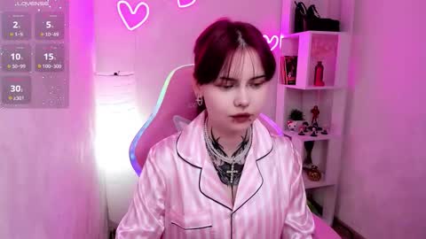 Morana online show from 11/22/25, 01:59