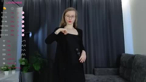 Snapshot of moranabetony chatting on 02/04/26, 05:24 Morana online show from 02/04/26, 05:24