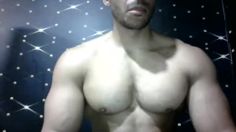 Snapshot of moreno1muscular chatting on 03/02/25, 05:25 moreno1muscular online show from 03/02/25, 05:25
