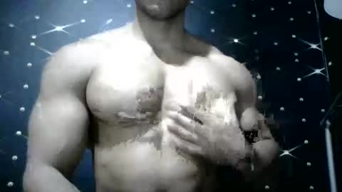 Snapshot of moreno1muscular chatting on 03/12/25, 07:57 moreno1muscular online show from 03/12/25, 07:57