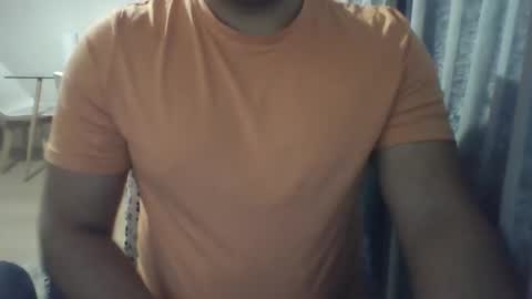 Snapshot of morenolatin19 chatting on 12/24/24, 08:00 Jos Luis online show from 12/24/24, 08:00