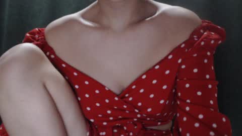 monika online show from 02/05/25, 10:55