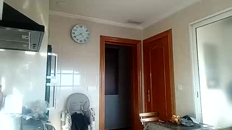 Snapshot of morfeo6 chatting on 11/11/25, 08:47 morfeo6 online show from 11/11/25, 08:47