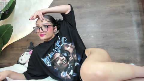 Snapshot of morgan_hill_ chatting on 01/15/25, 05:58 Morgan online show from 01/15/25, 05:58