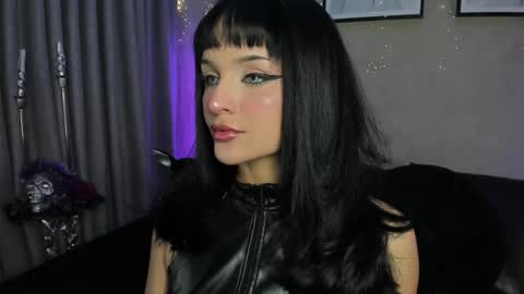 Snapshot of morgan_hill_ chatting on 01/15/26, 11:48 Morgan online show from 01/15/26, 11:48