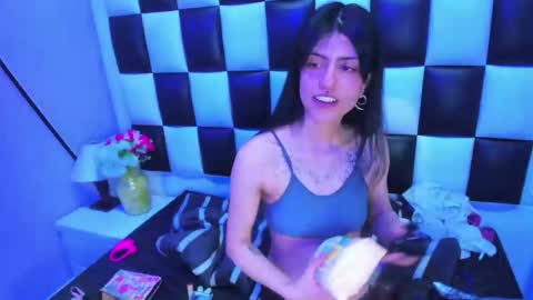 morganasmit_ online show from 04/11/26, 02:32