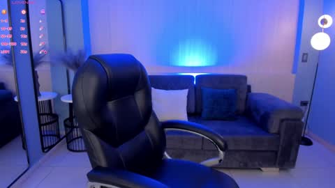 Snapshot of morganhicks chatting on 01/23/25, 07:18 Morgan Hicks online show from 01/23/25, 07:18