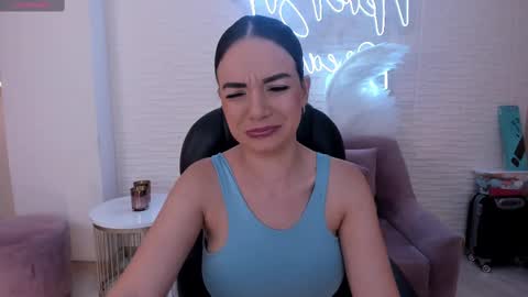 Snapshot of morganhicks chatting on 02/10/25, 06:45 Morgan Hicks online show from 02/10/25, 06:45