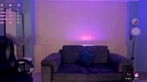 Snapshot of morganhicks chatting on 02/16/25, 08:00 Morgan Hicks online show from 02/16/25, 08:00