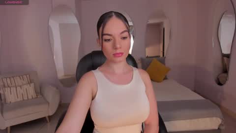 Snapshot of morganhicks chatting on 03/04/25, 07:01 Morgan Hicks online show from 03/04/25, 07:01