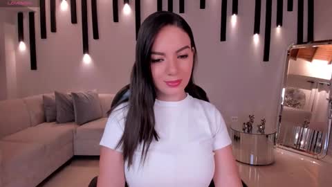 Snapshot of morganhicks chatting on 10/11/25, 07:45 Morgan Hicks online show from 10/11/25, 07:45