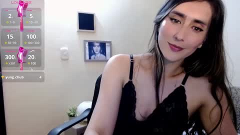 Snapshot of moriahhoe chatting on 12/10/24, 07:43 Moriah online show from 12/10/24, 07:43