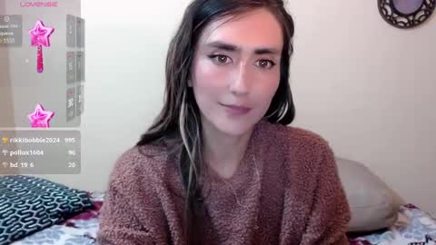 Snapshot of moriahhoe chatting on 12/12/24, 10:31 Moriah online show from 12/12/24, 10:31