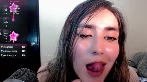 Snapshot of moriahhoe chatting on 02/07/25, 10:30 Moriah online show from 02/07/25, 10:30