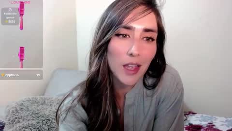 Snapshot of moriahhoe chatting on 02/13/25, 07:10 Moriah online show from 02/13/25, 07:10