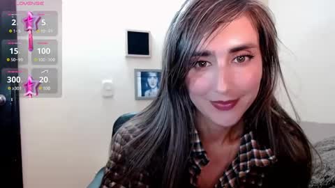 Snapshot of moriahhoe chatting on 02/20/25, 07:08 Moriah online show from 02/20/25, 07:08