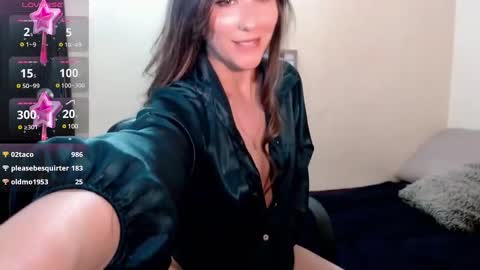 Snapshot of moriahhoe chatting on 03/05/25, 10:32 Moriah online show from 03/05/25, 10:32