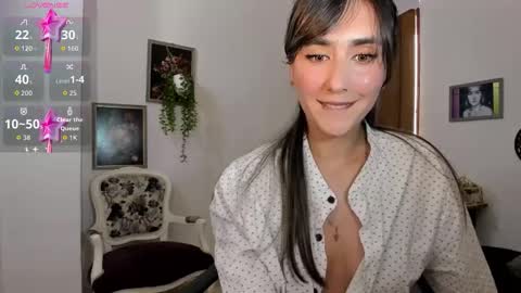 Snapshot of moriahhoe chatting on 10/21/25, 07:03 Moriah online show from 10/21/25, 07:03