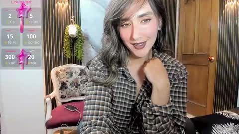 Snapshot of moriahhoe chatting on 11/20/25, 07:24 Moriah online show from 11/20/25, 07:24