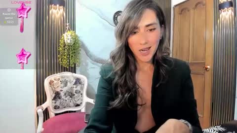 Snapshot of moriahhoe chatting on 12/01/25, 07:08 Moriah online show from 12/01/25, 07:08