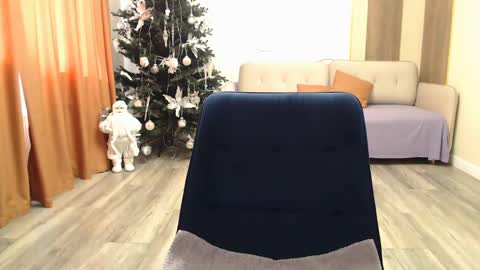 Anna online show from 01/14/25, 09:56