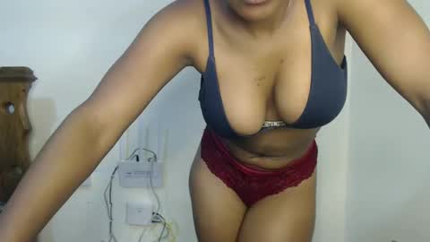 Snapshot of morning_bliss chatting on 12/03/24, 01:54 Mellisa online show from 12/03/24, 01:54