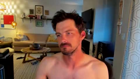 Dylan online show from 04/21/26, 10:34