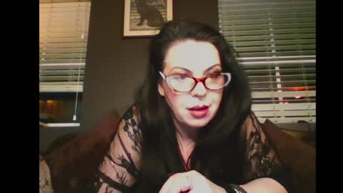 Snapshot of morticialane chatting on 09/21/25, 04:14 morticia66 online show from 09/21/25, 04:14