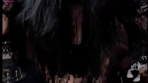 Snapshot of morticialane chatting on 11/01/25, 05:20 morticia66 online show from 11/01/25, 05:20