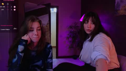 morvelyn online show from 09/24/25, 12:03