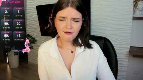 mori online show from 10/04/25, 01:09