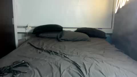 Snapshot of mosh2 chatting on 02/24/25, 11:30 Kattie Mosh online show from 02/24/25, 11:30